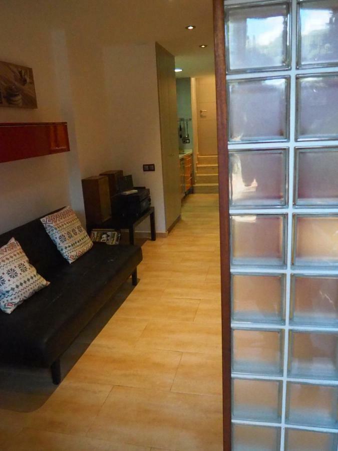 Apartamento Aislado Jardin Y Piscina Sant Andreu de Llavaneres Eksteriør billede